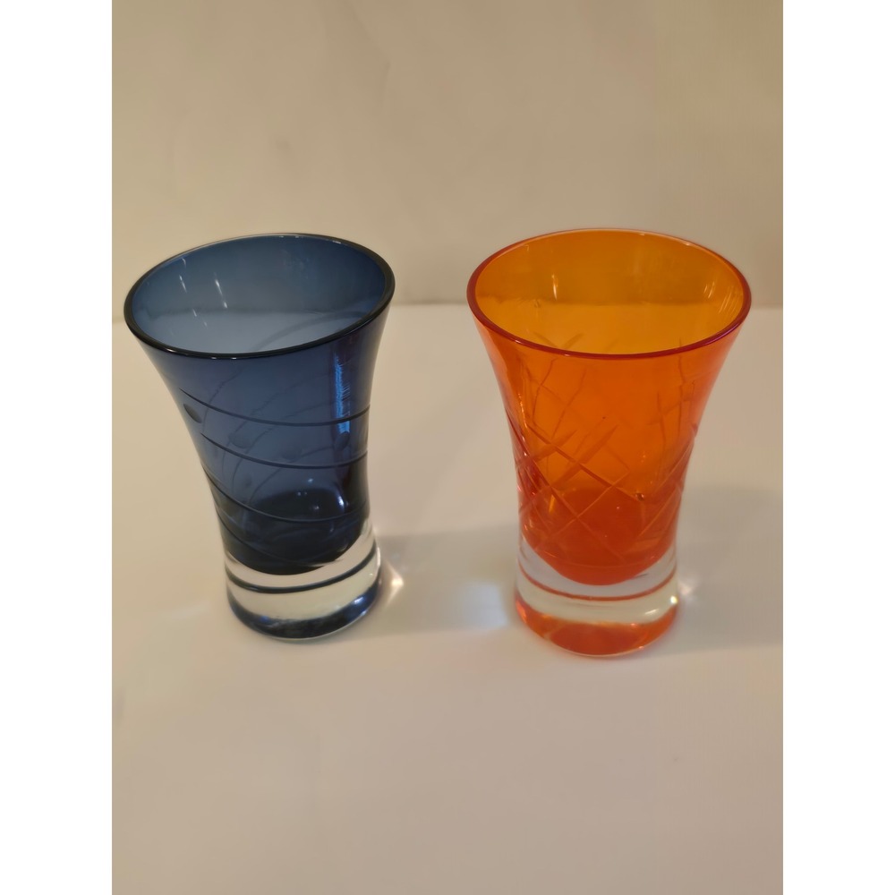 Vintage Mid Century Modern Etched Art Glass Shot Glasses Blue Orange‎ Set of 2